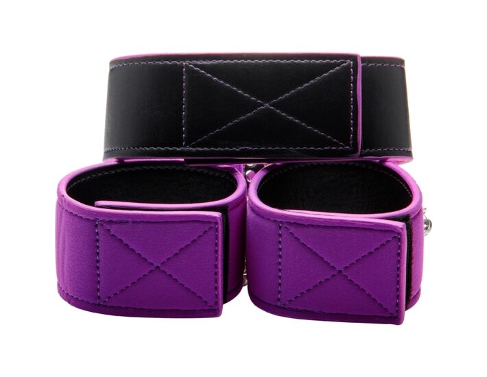 Colletto e manette reversibili viola