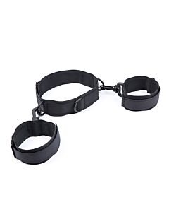 Gioco di Bondage in Nylon Ohmama