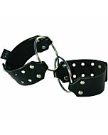 Manette per sesso e birichini con anelli bdsm