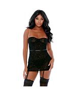 Catena e vestido negro semplice