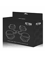 Fetish sottomesso set manette e caviglie