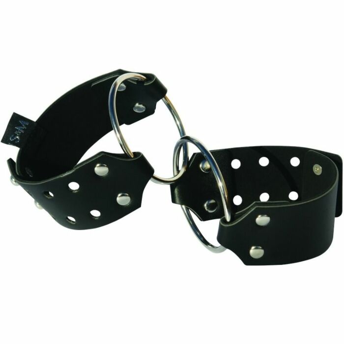 Manette per sesso e birichini con anelli bdsm