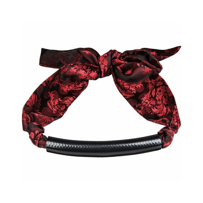 Bavaglio in pelle di scandalo