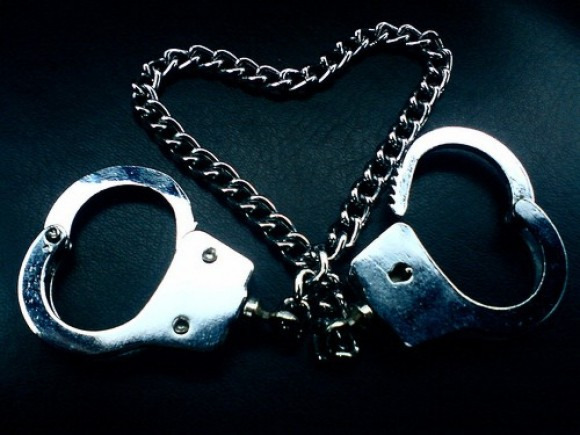 Manette Erotiche: Guida Sicura per Principianti BDSM
